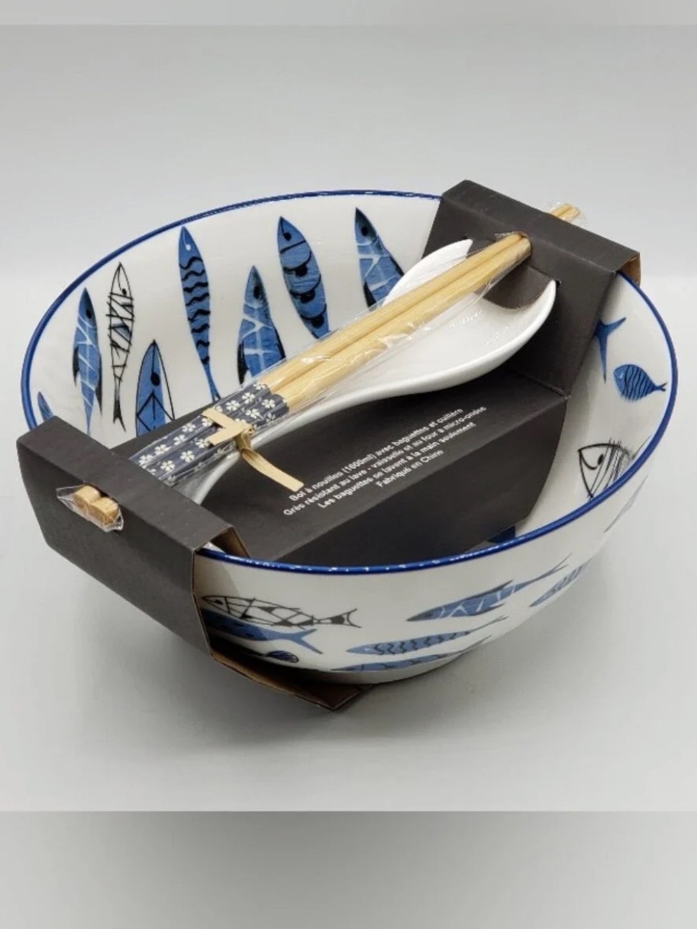 SH Home Blue Greek Fish Ceramic Ramen Noodle Bowl 54oz With‎ Chopsticks & Spoon